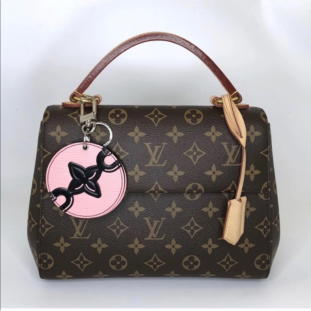 Louis Vuitton rose ballerine charm epi